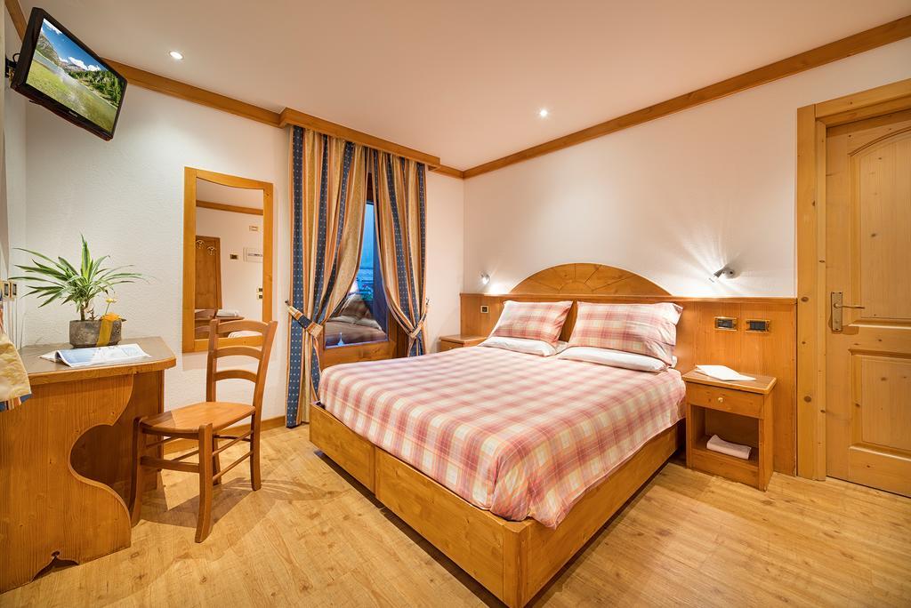 Hotel San Giovanni Livigno Exterior foto